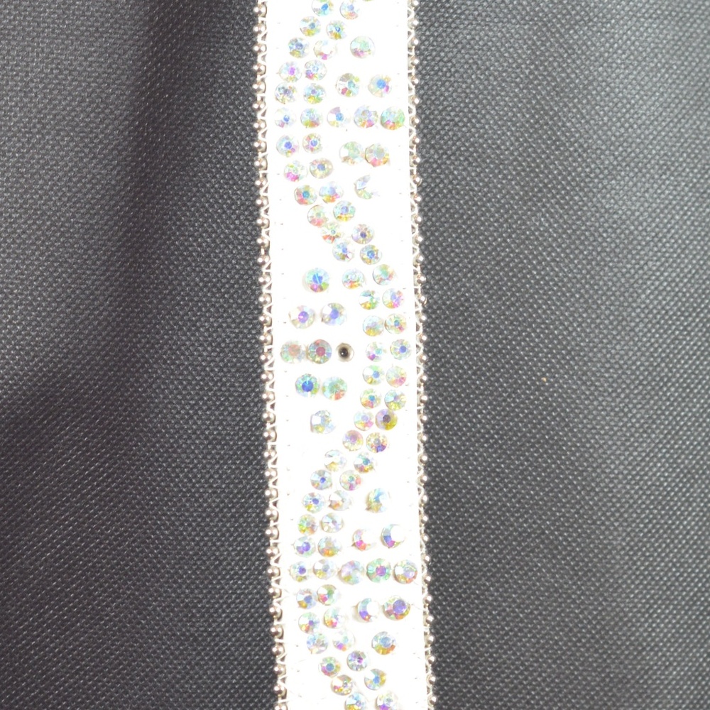 White Rhinestone Leather Belt M/L NWT - Picture 13 of 15